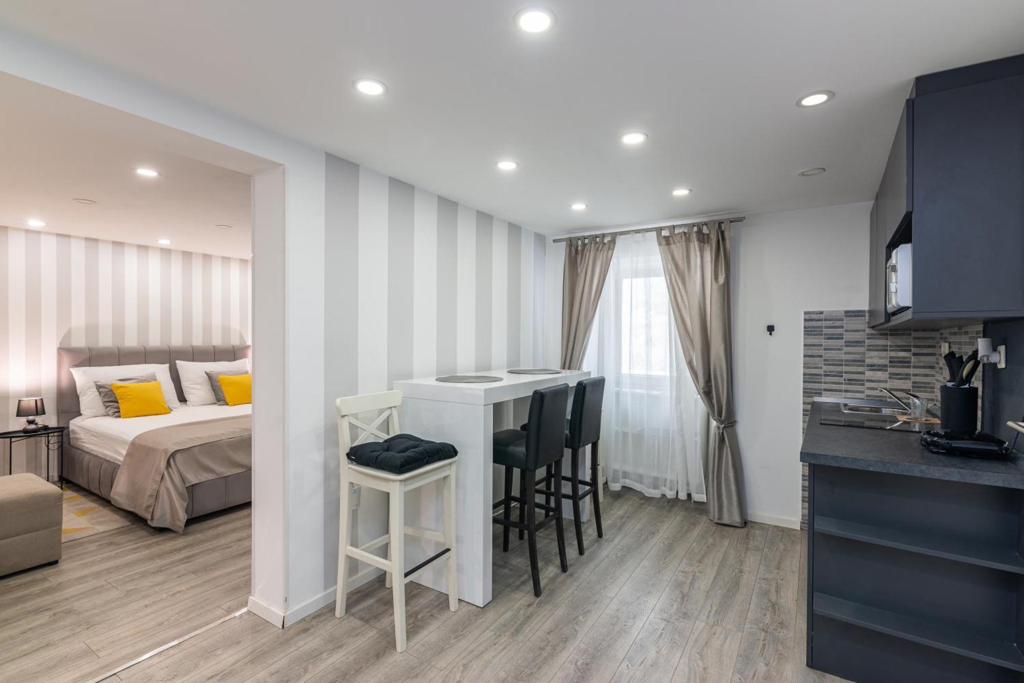 Small, Sweet & Cosy Apartments Rijeka Exterior photo